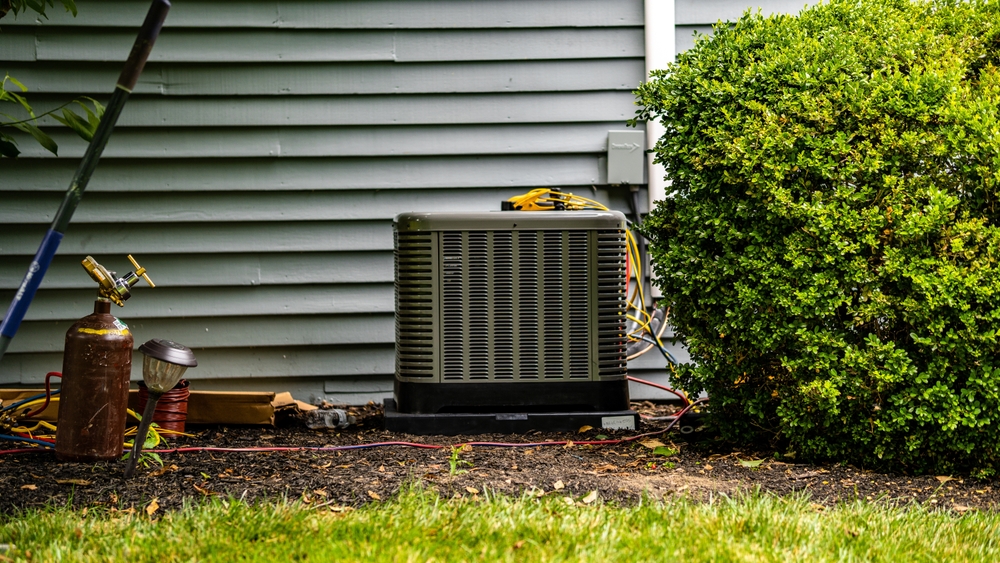 Installation,Of,A,New,High,Efficiency,Air,Conditioner.,An,Hvac